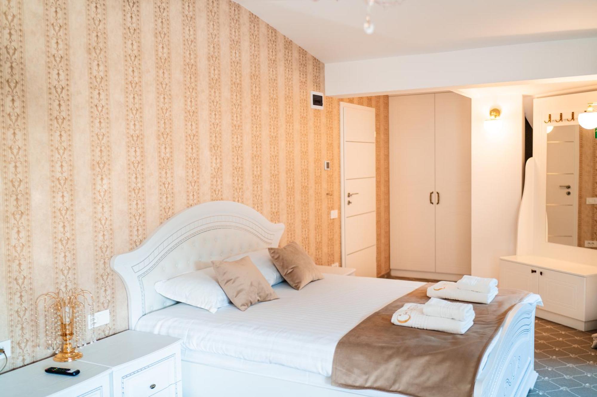 Carpentiere Arena Hotel Răşinari Екстериор снимка