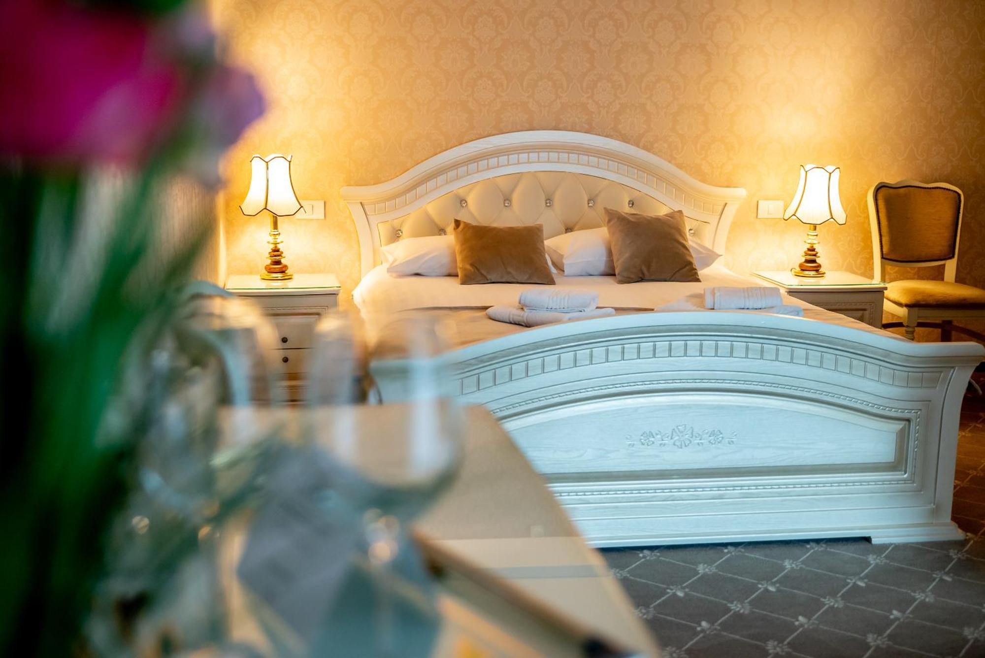 Carpentiere Arena Hotel Răşinari Екстериор снимка