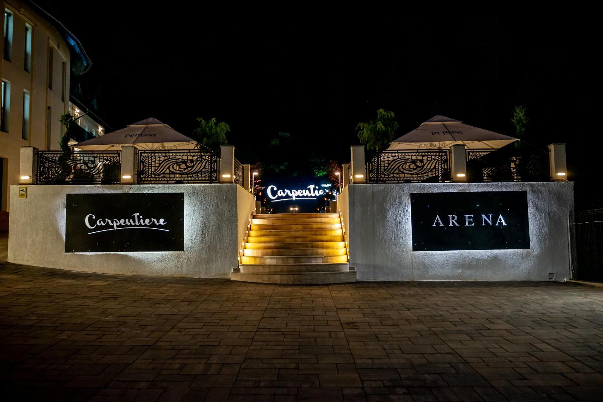 Carpentiere Arena Hotel Răşinari Екстериор снимка