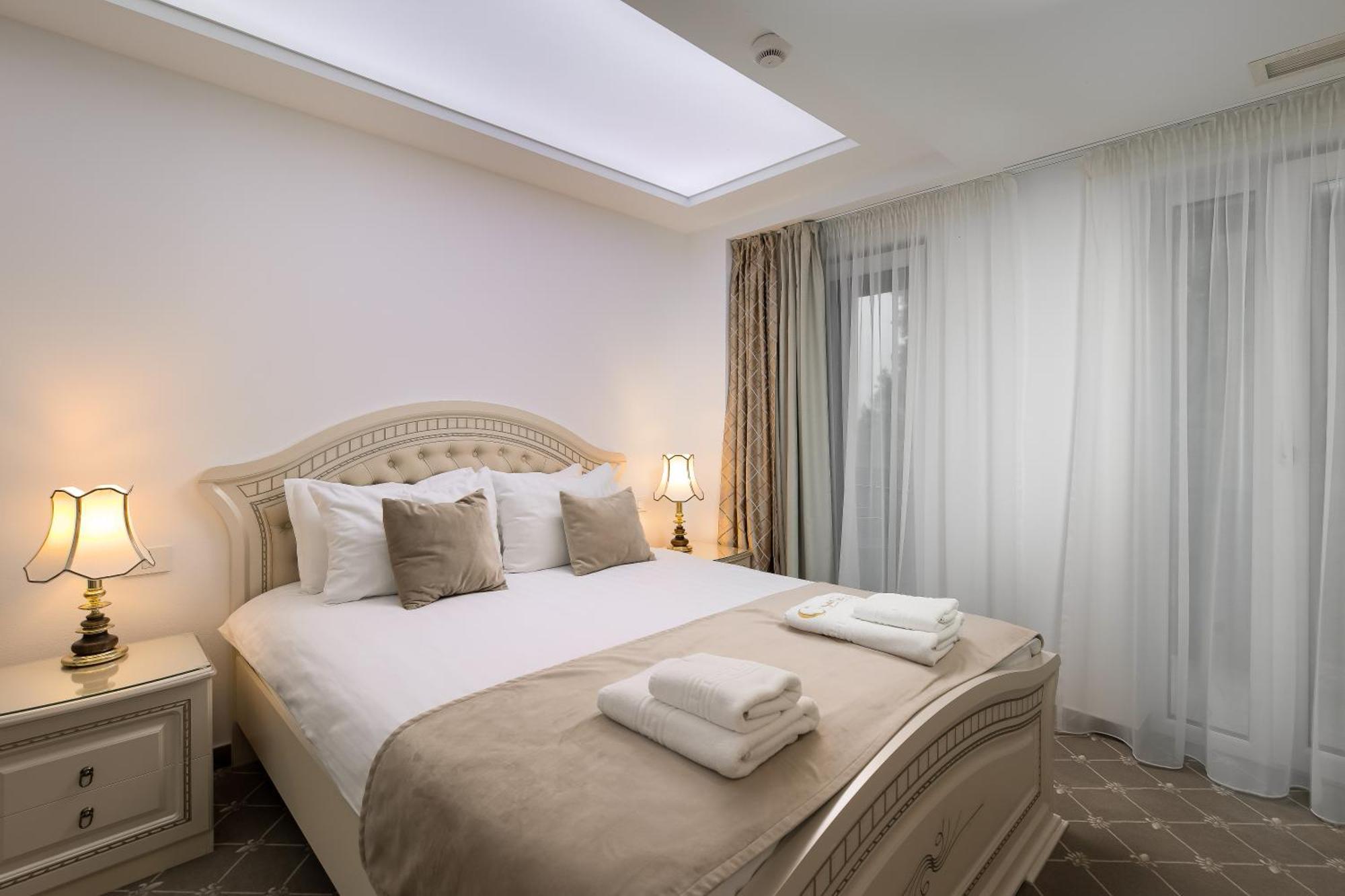 Carpentiere Arena Hotel Răşinari Екстериор снимка
