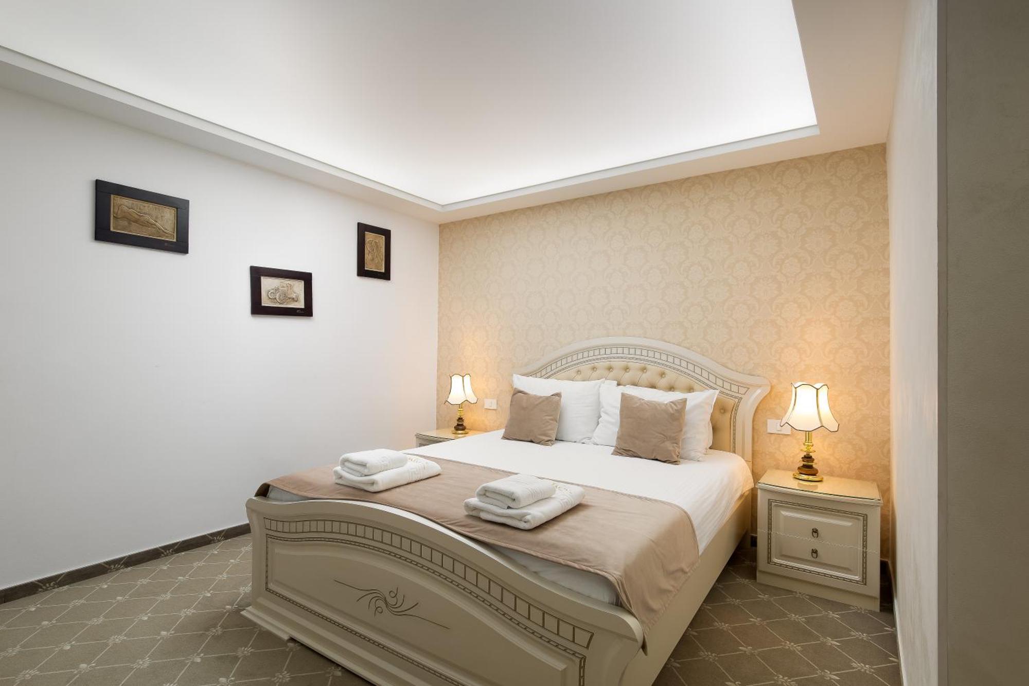Carpentiere Arena Hotel Răşinari Екстериор снимка