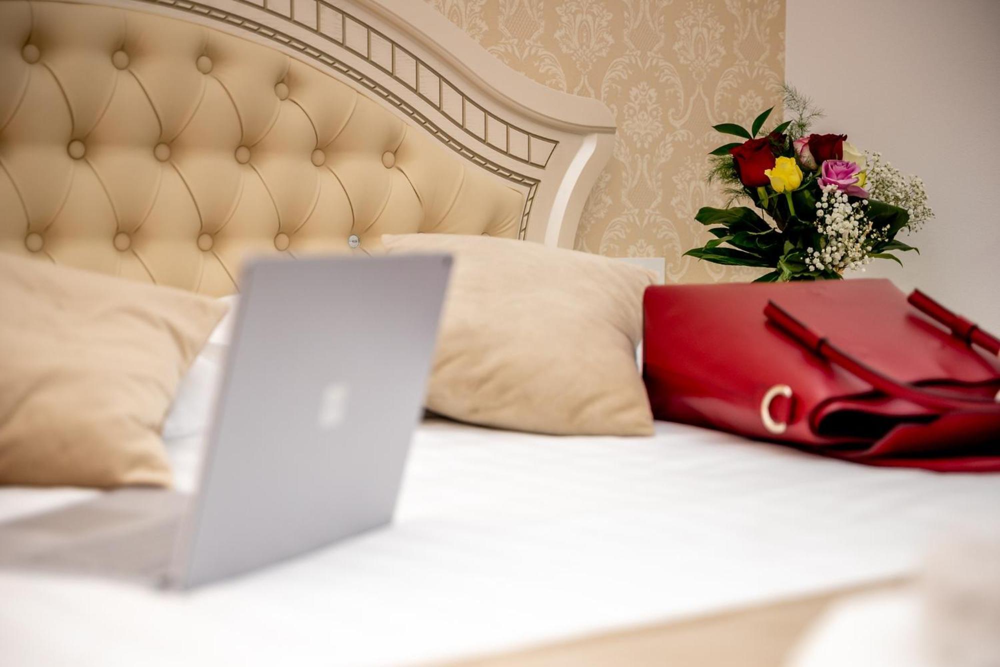 Carpentiere Arena Hotel Răşinari Екстериор снимка